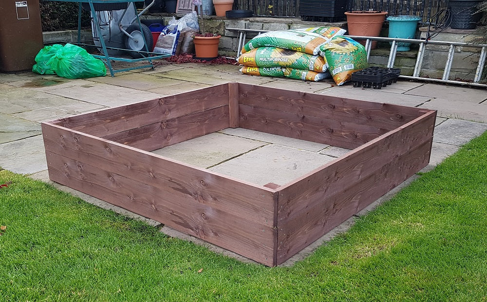 4ft x 4ft Raised Bed Complete With Free Irrigation Kit